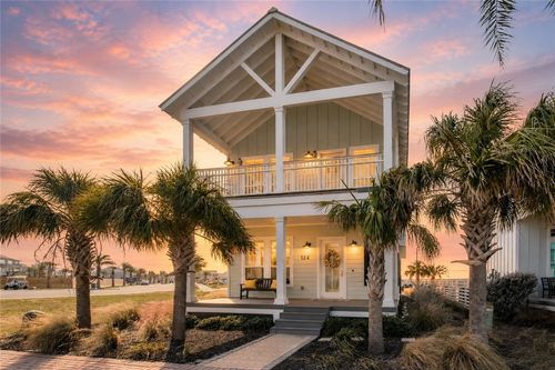 124 7 Day Weekend St, Port Aransas, TX, 78373-4426 | Card Image
