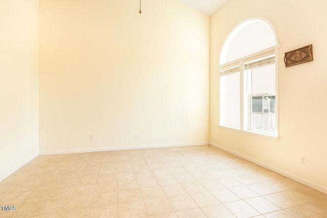 livingroom enhanced | Image 7