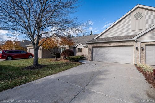 241 Edington Cir, Canton, MI, 48187-5054 | Card Image
