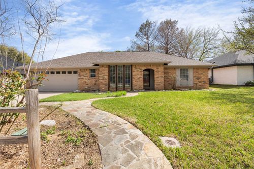1106 Almond Dr, Mansfield, TX, 76063-2984 | Card Image
