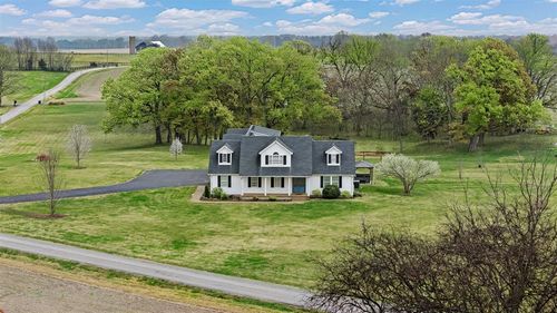 2330 Meng Rd, Bowling Green, KY, 42104-8742 | Card Image