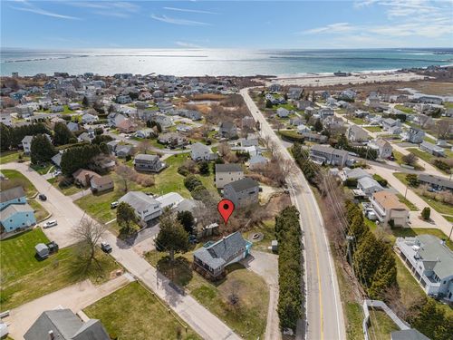 31 Hemlock Ave, Narragansett, RI, 02882-6100 | Card Image