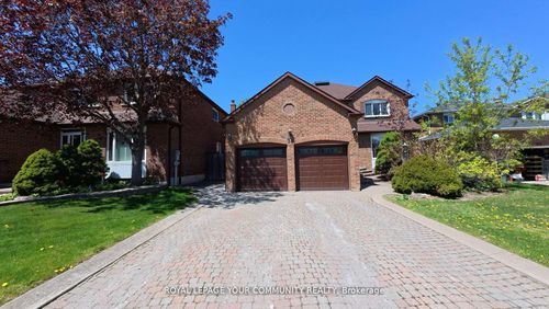 34 Beasley Dr, Richmond Hill, ON, L4C7Z5 | Card Image