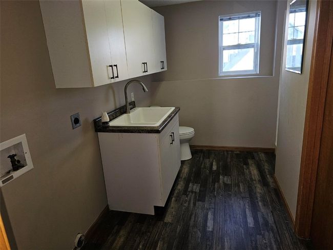 203 Maxwell Dr Sw, House other with 3 bedrooms, 3 bathrooms and null parking in Shellsburg IA | Image 15