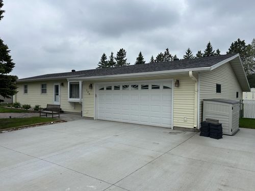 108 Lind Boulevard, Harwood, ND, 58042 | Card Image