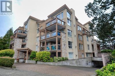 105 - 1225 Fort St, Condo with 2 bedrooms, 2 bathrooms and 1 parking in Victoria BC | Image 3