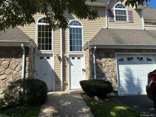 154 Christine Dr, Huntingtn Sta, NY, 11746 | Card Image
