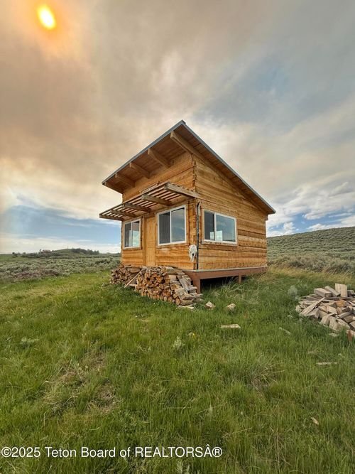 12 Beaver Ridge Cir, Daniel, WY, 83115 | Card Image