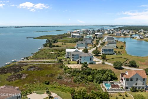 703 Cannonsgate Dr, Newport, NC, 28570-4547 | Card Image