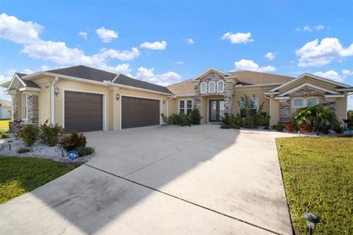 5325 San Remo Cir, WIMAUMA, FL, 33598-4422 | Card Image