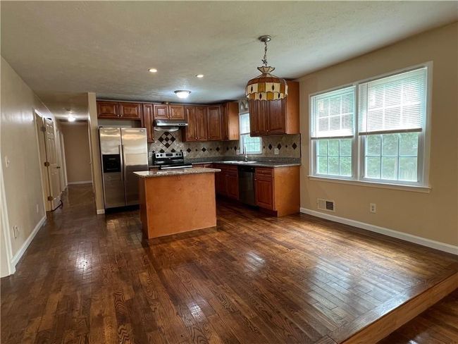 3456 Davis Rd, House other with 3 bedrooms, 2 bathrooms and 2 parking in Marietta GA | Image 6