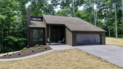 2883 Mara Loma Cir, Wooster, OH, 44691-8440 | Card Image
