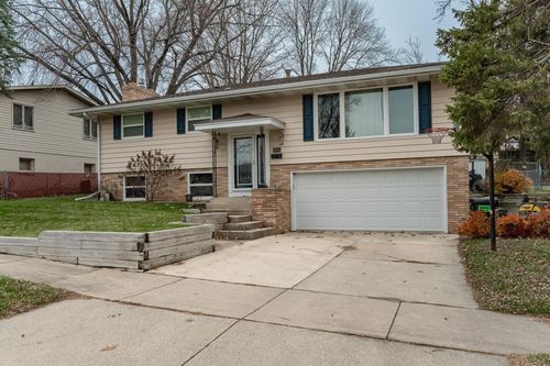 1315 30th Street Nw, Rochester, MN, 55901 | Card Image