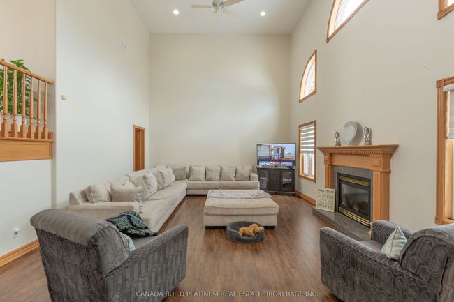 150 Seymour Cres, House other with 7 bedrooms, 4 bathrooms and 4 parking in Windsor ON | Image 7