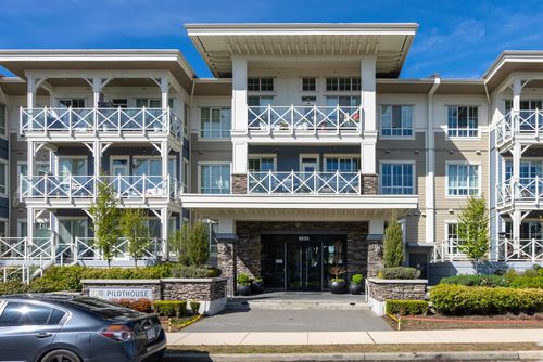 128 - 5535 Admiral Way, Condo with 2 bedrooms, 2 bathrooms and 2 parking in Delta BC | Card Image