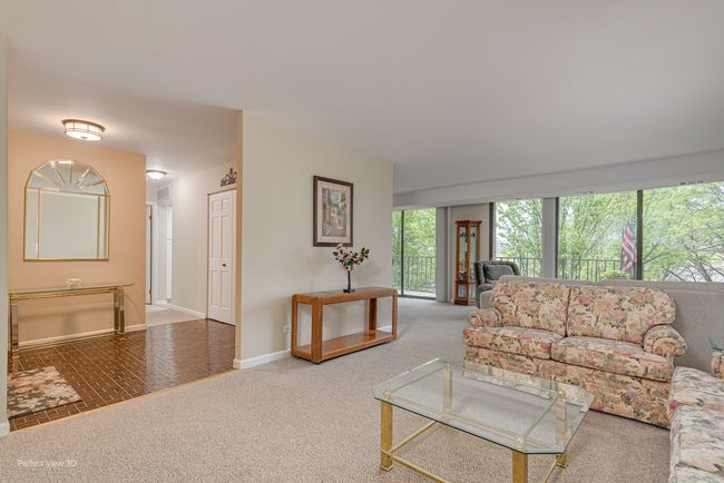 APT-407 - 2 S Atrium Way, Condo with 1 bedrooms, 2 bathrooms and 1 parking in Elmhurst IL | Image 7