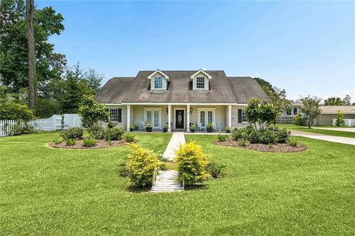 19 Fairway View Dr, Hammond, LA, 70401-8296 | Card Image