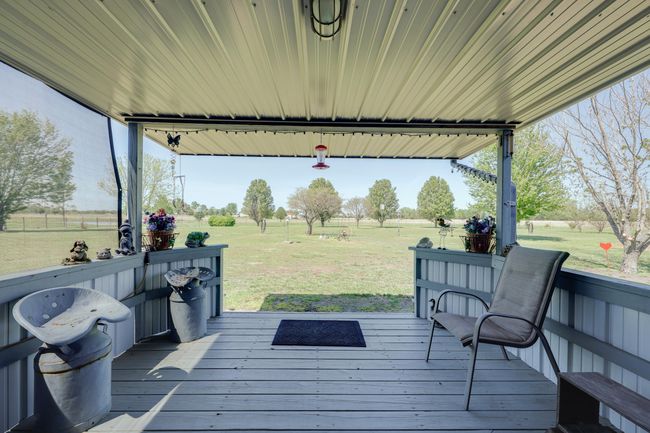 HDR-186 | Image 27
