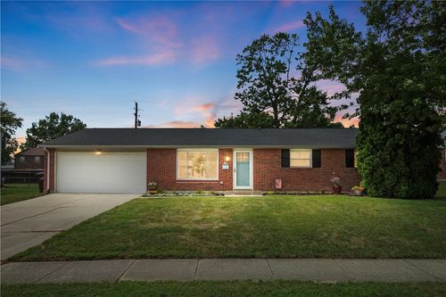 330 Westerly Hills Drive, Englewood, OH, 45322 | Card Image