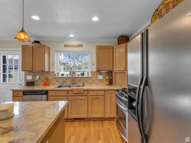 181 Geneva Dr, Townhouse with 2 bedrooms, 2 bathrooms and 3 parking in Midway UT | Image 14