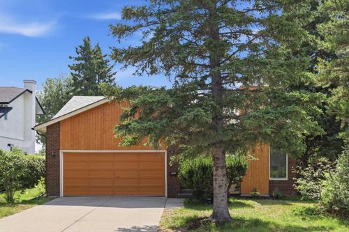 416 Brookpark Dr Sw, Calgary, AB, T2W3N7 | Card Image