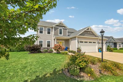 W139N6071 Weyerhaven Drive, House other with 4 bedrooms, 3 bathrooms and null parking in MENOMONEE FALLS WI | Image 3