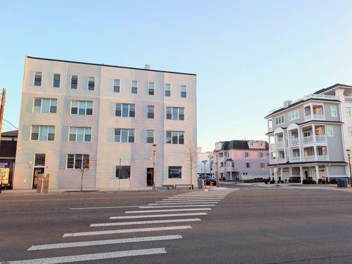 101 S Victoria Ave, Ventnor City, NJ, 08406-2859 | Card Image