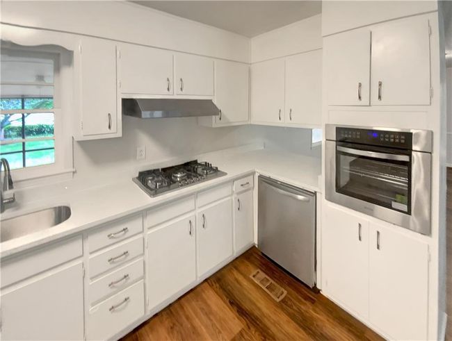4246 Chestnut Grove Ln, House other with 3 bedrooms, 2 bathrooms and null parking in Austell GA | Image 6
