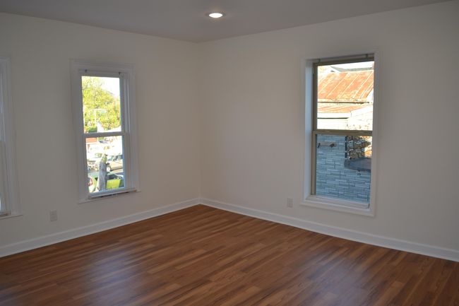 307 2 Nd St, House other with 4 bedrooms, 2 bathrooms and null parking in SHENANDOAH VA | Image 32