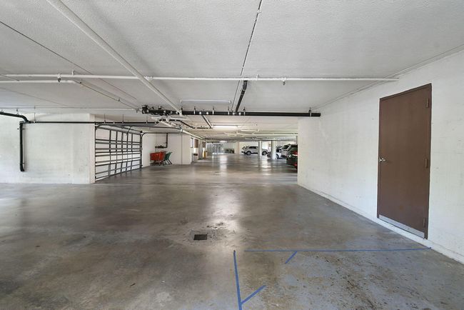 APT-201B - 162 Se Saint Lucie Blvd, Condo with 3 bedrooms, 2 bathrooms and null parking in Stuart FL | Image 32