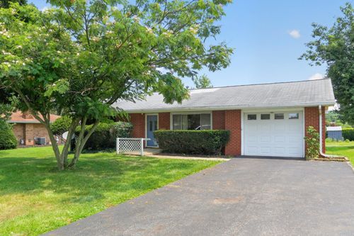 1402 N Mulberry Street, Mount Vernon, OH, 43050 | Card Image