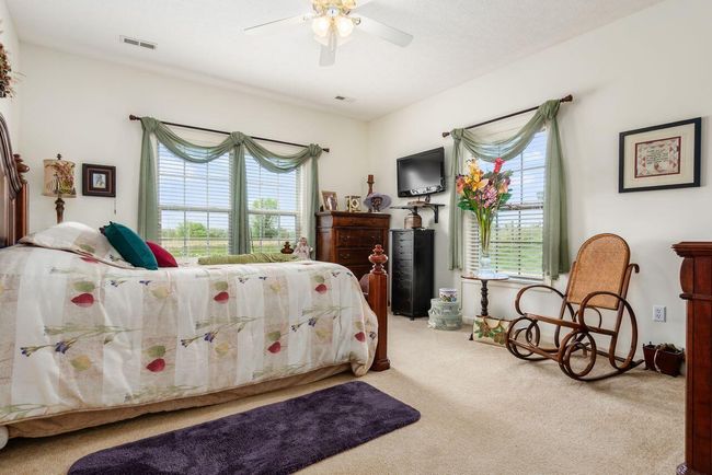 31 Claire Ct, Condo with 3 bedrooms, 2 bathrooms and null parking in Circleville OH | Image 22