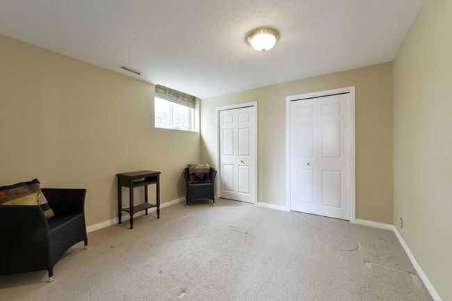 2281 Sirocco Drive Sw, Home with 3 bedrooms, 2 bathrooms and 4 parking in Calgary AB | Image 46