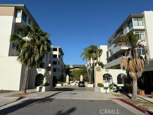 104-920 Granite Dr, Pasadena, CA, 91101-3534 | Card Image