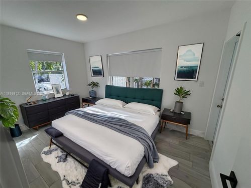10-1000 7th St, Miami Beach, FL, 33139-5948 | Card Image
