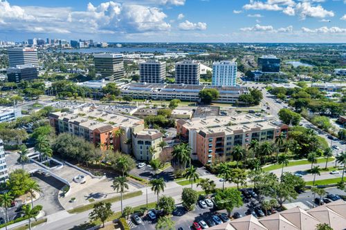 501-1640 Presidential Way, West Palm Beach, FL, 33401 | Card Image