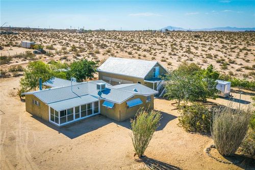 1638 Hales Dr, 29 Palms, CA, 92277-5710 | Card Image