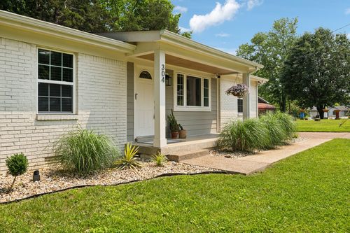 304 Jenny Murff Dr, Antioch, TN, 37013-3624 | Card Image