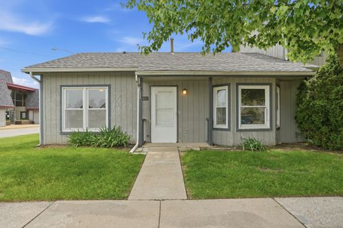 6089 Maryland St, Merrillville, IN, 46410-1636 | Card Image