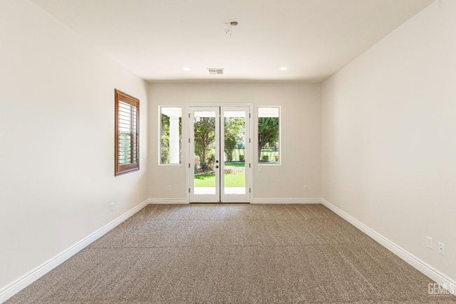 2416 Edingal Dr, House other with 4 bedrooms, 3 bathrooms and null parking in Bakersfield CA | Image 23