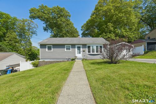 44 Clifton Pl, Norwich, CT, 06360-6650 | Card Image