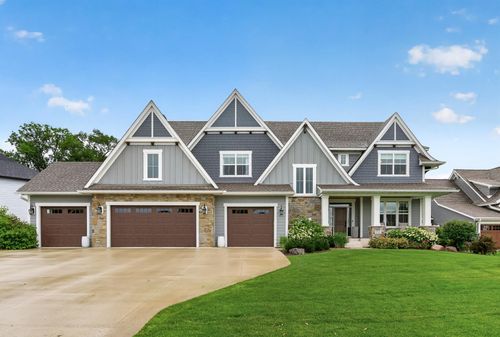 5925 Prestwick Ct, Shorewood, MN, 55331-4412 | Card Image