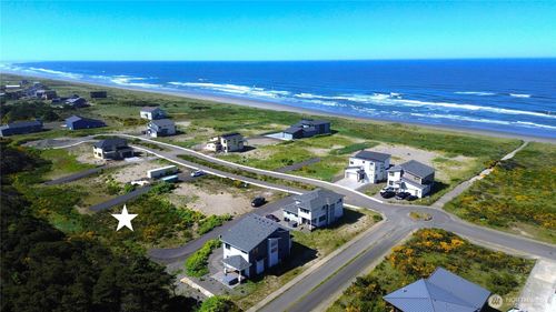 1501 Beach Glass Ln, Westport, WA, 98595 | Card Image