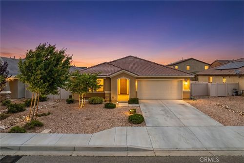 3561 Garnet Ln, Lancaster, CA, 93535 | Card Image