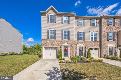 78 Village Green Ln, SICKLERVILLE, NJ, 08081-1633 | Card Image
