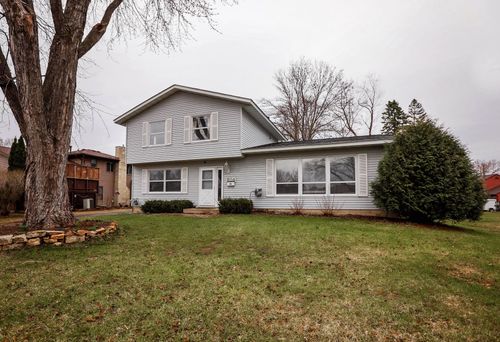 834 13th Ave Se, Rochester, MN, 55904-4923 | Card Image