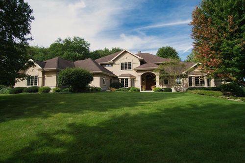 3125 Harlan Circle, Fitchburg, WI, 53711 | Card Image