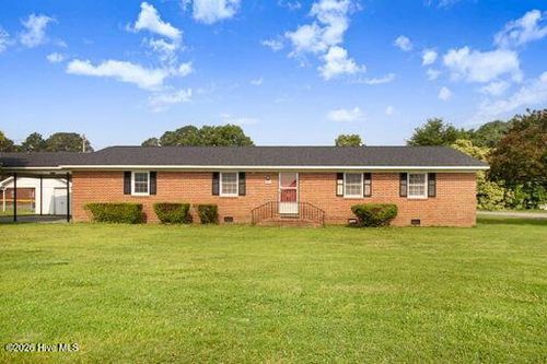 801 S Vance St, Fremont, NC, 27830-8997 | Card Image