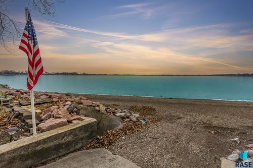 4892 N Spawn Cir Circle, Chester, SD, 57016 | Card Image