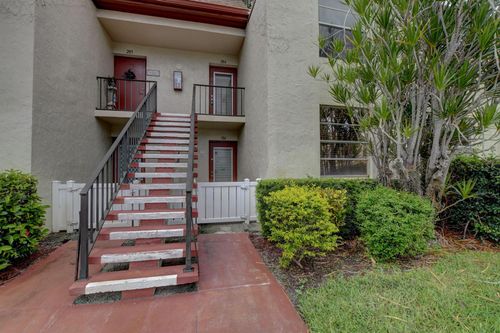apt-106-8 Willowbrook Ln, Delray Beach, FL, 33446-1642 | Card Image